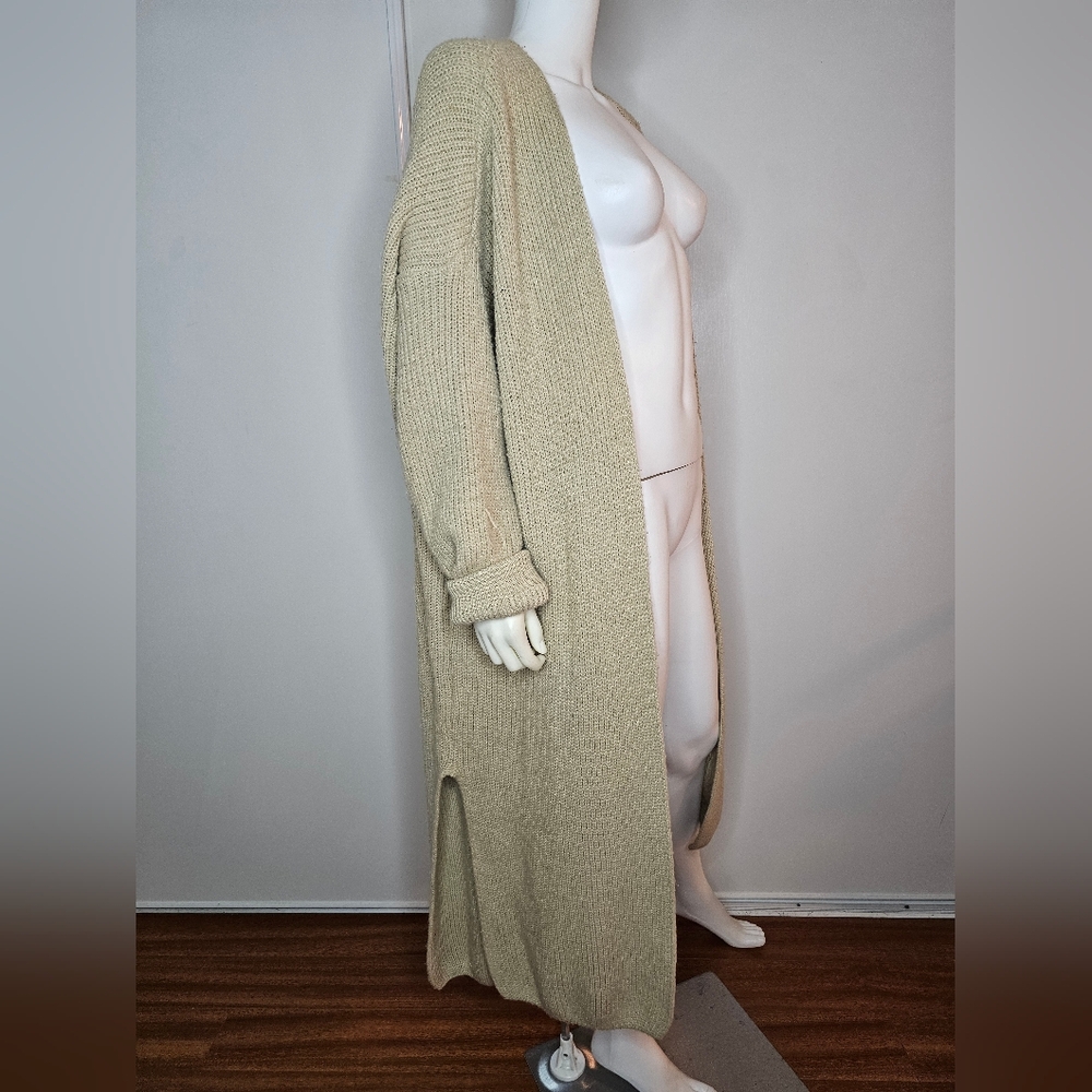 Top Shop ASOS Women's Long Beige Sweater Cardigan Size Small